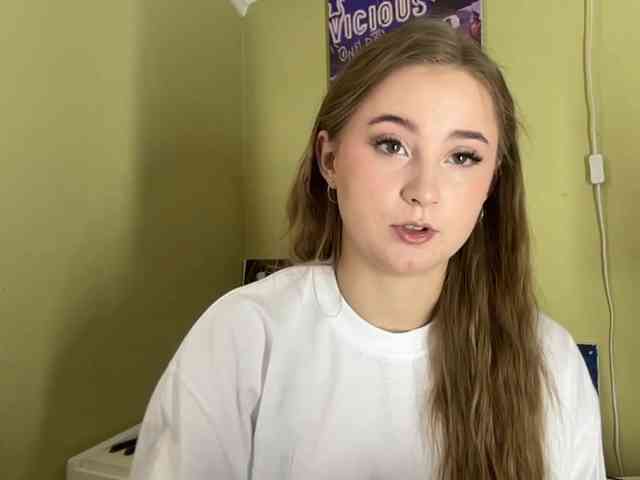 ShonaMccadams webcam
