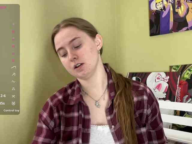 ShonaMccadams webcam