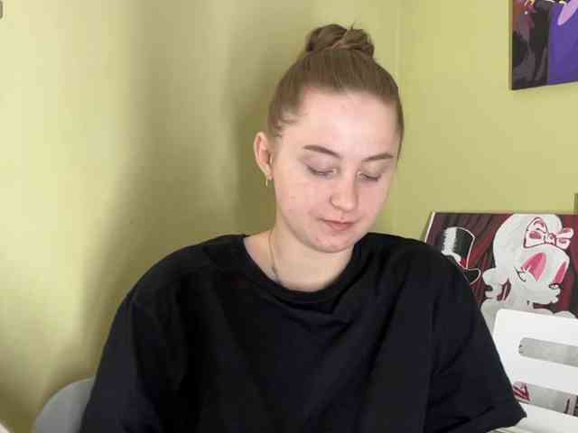 ShonaMccadams webcam