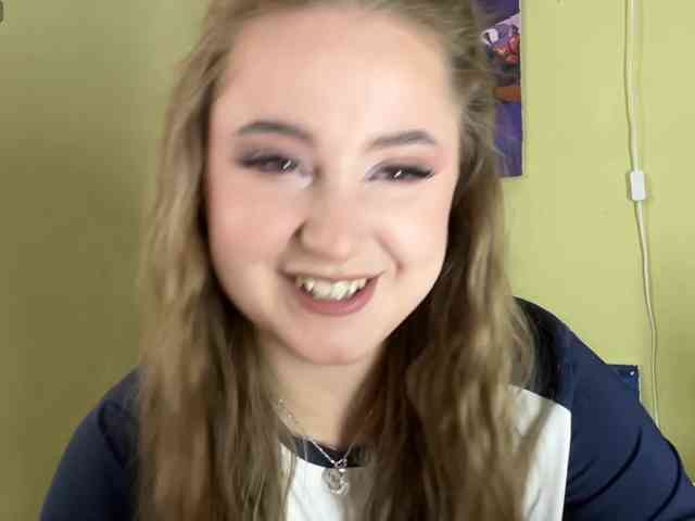 ShonaMccadams webcam