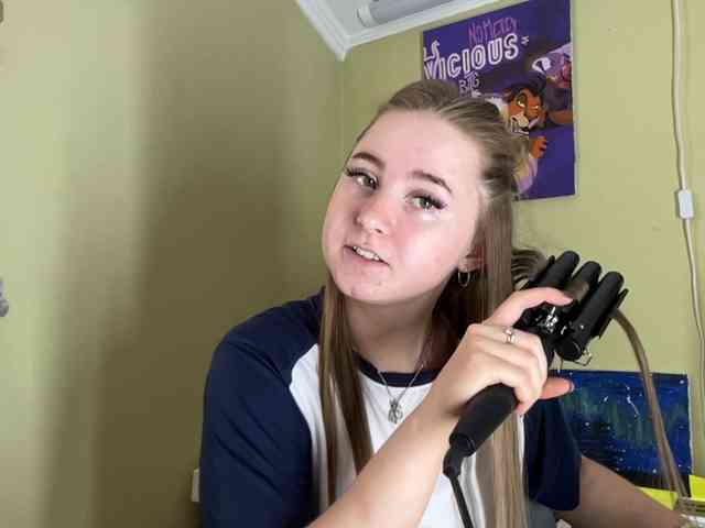 ShonaMccadams webcam