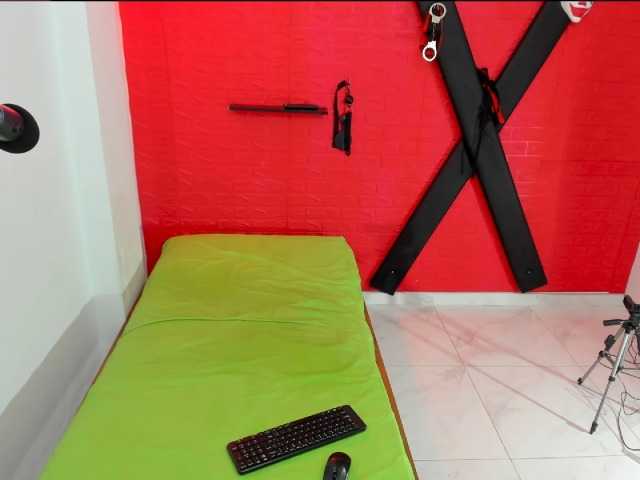 bdsmforever18 live cam on BongaCams