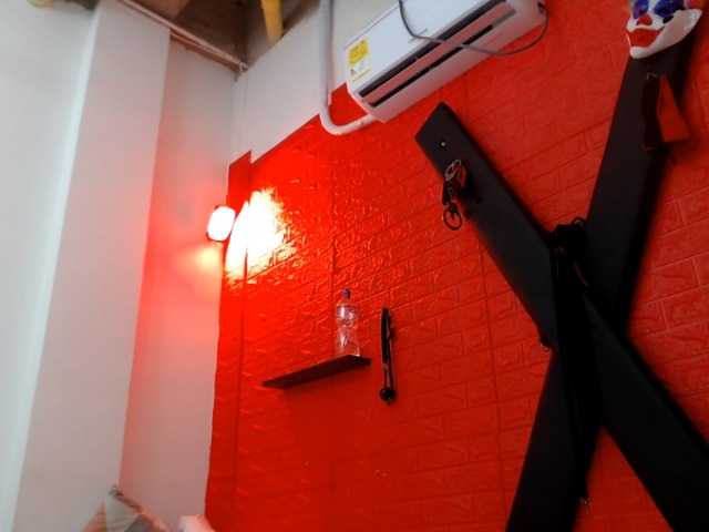 bdsmforever18 live cam on BongaCams