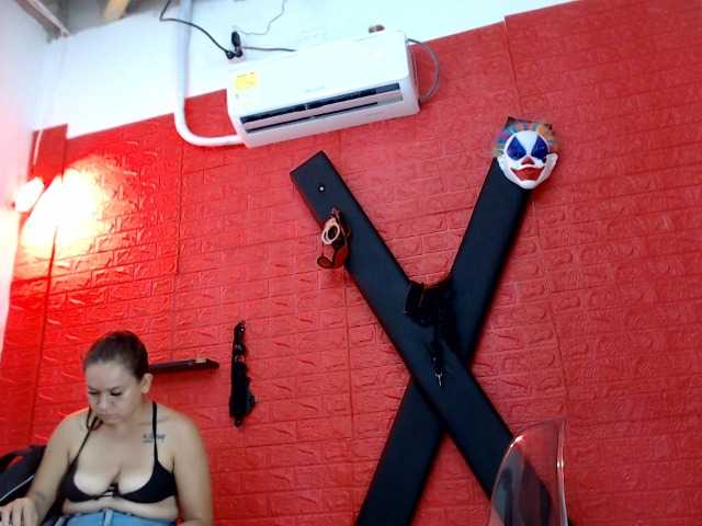 bdsmforever18 live cam on BongaCams