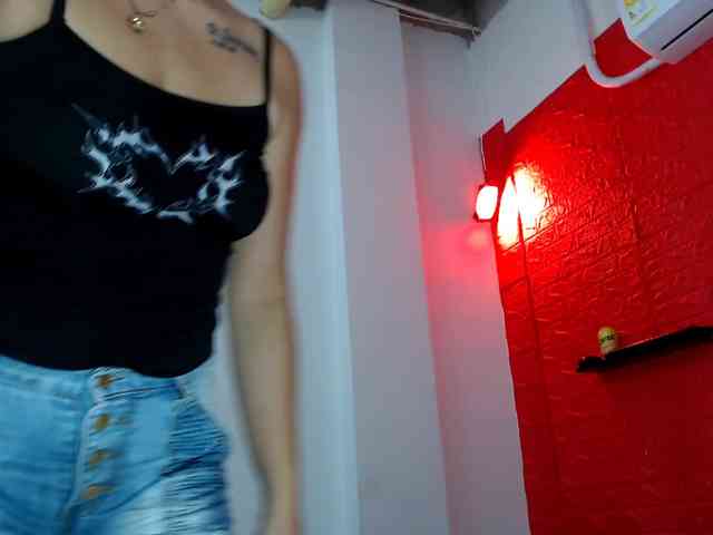 Model: bdsmforever18