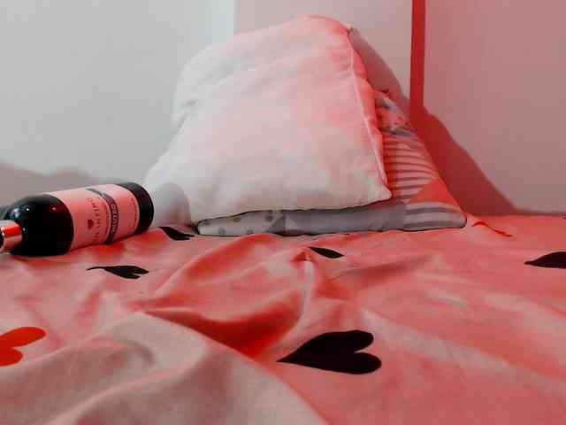 Model: bdsmforever18