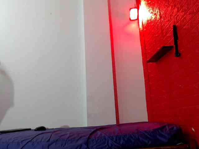 Model: bdsmforever18