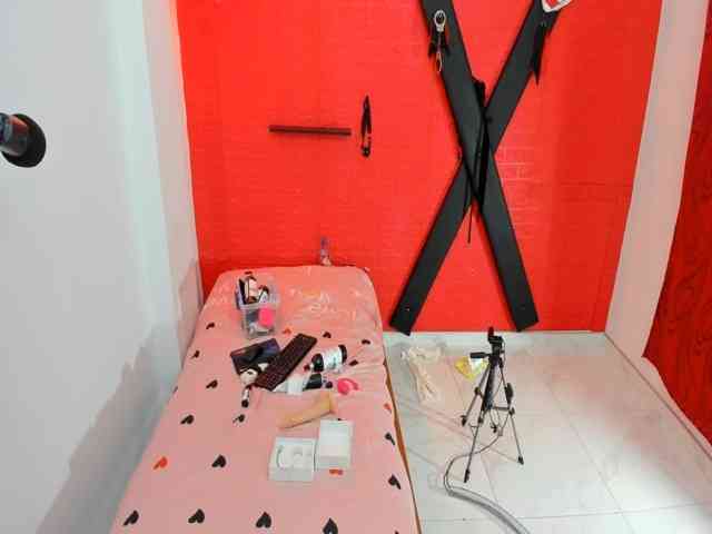 bdsmforever18 webcam