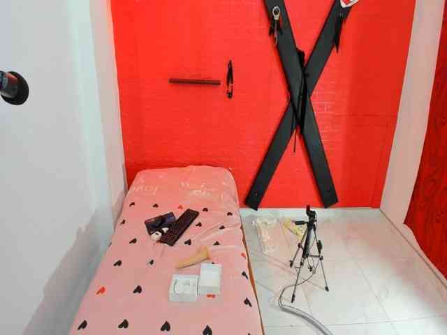 bdsmforever18 webcam