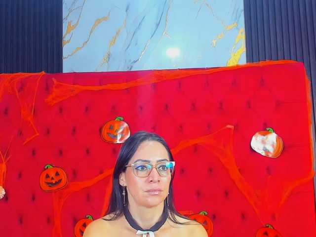 KateTompson live cam preview