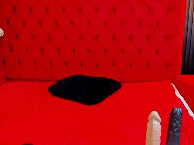 KateTompson live cam on BongaCams