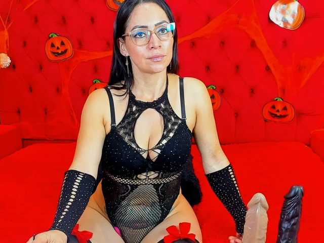KateTompson live cam on BongaCams