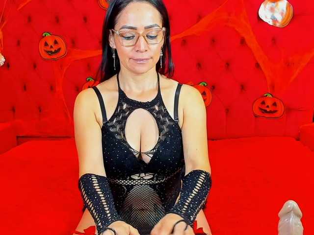 KateTompson live cam on BongaCams