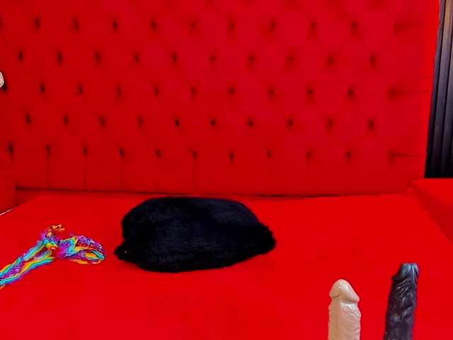 KateTompson live cam on BongaCams