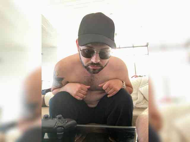 MrLoverLover-1