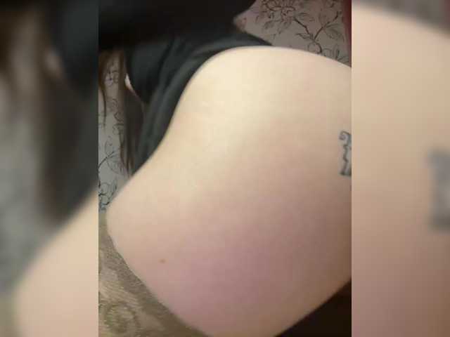 kisss1exe live cam on BongaCams