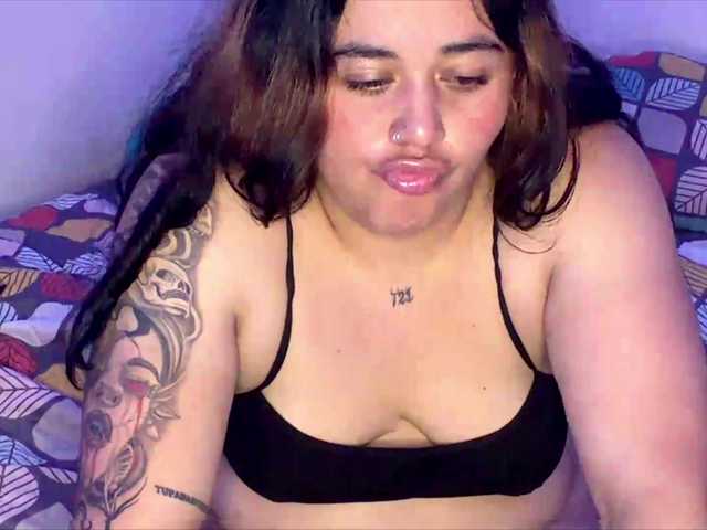 ItsCatNyxx live webcam show
