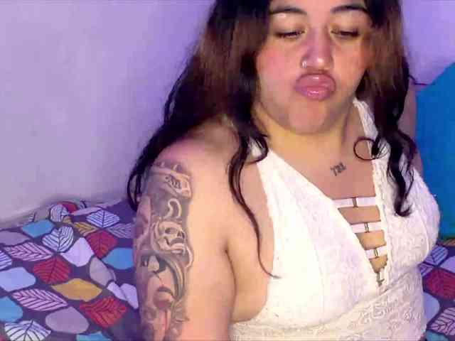 ItsCatNyxx webcam
