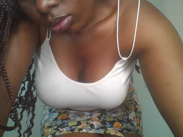 Chocoberbie live cam on BongaCams