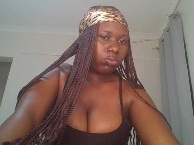 Chocoberbie live cam on BongaCams