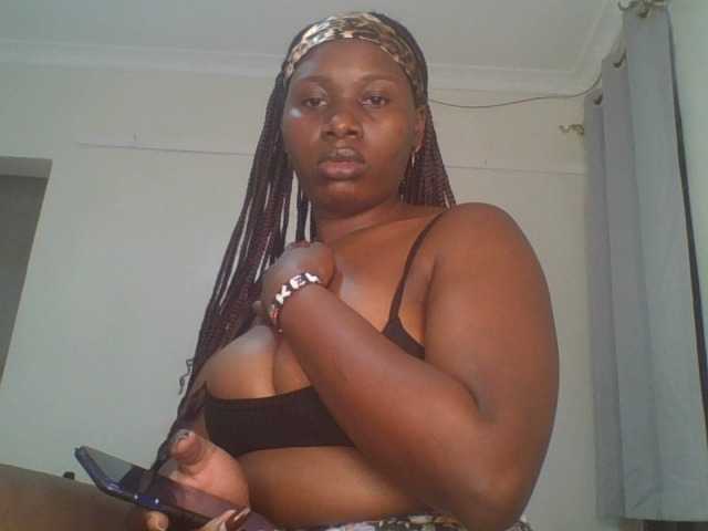 Chocoberbie live cam on BongaCams