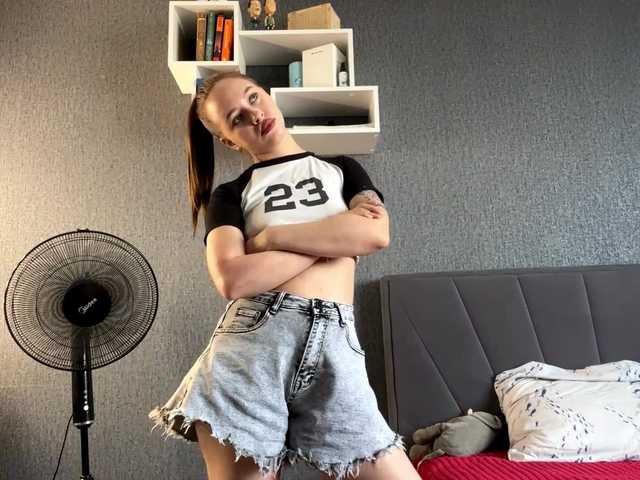 LeanneBleicher live webcam show