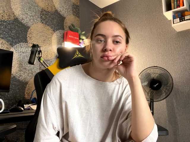 LeanneBleicher live cam on BongaCams
