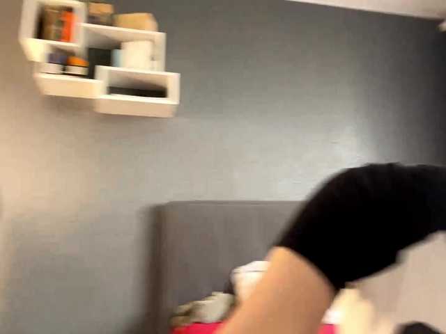 LeanneBleicher live cam on BongaCams