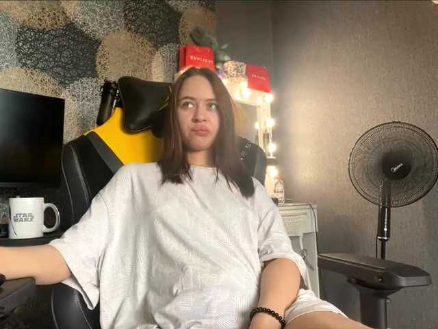 LeanneBleicher live cam on BongaCams