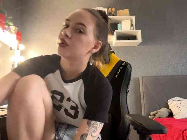 LeanneBleicher Live Webcam on BongaCams