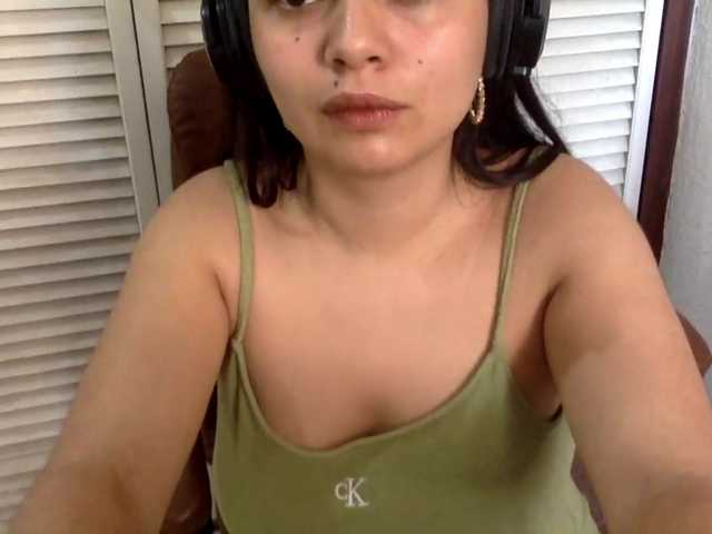 BURITTO-LANGUAGE live cam on BongaCams