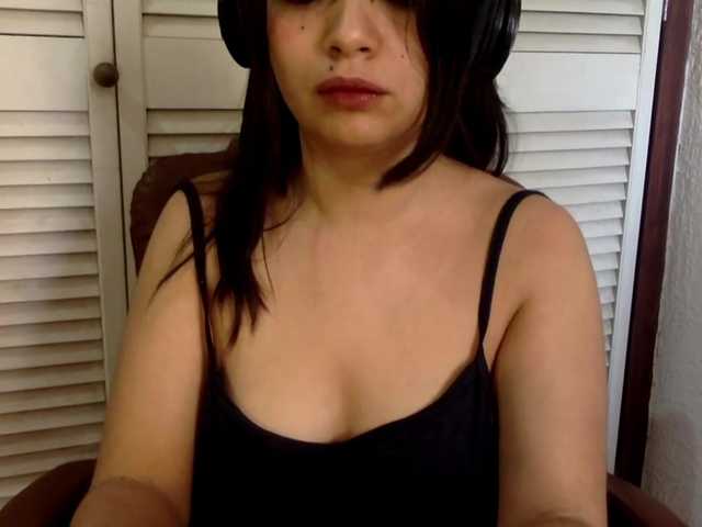BURITTO-LANGUAGE live cam on BongaCams
