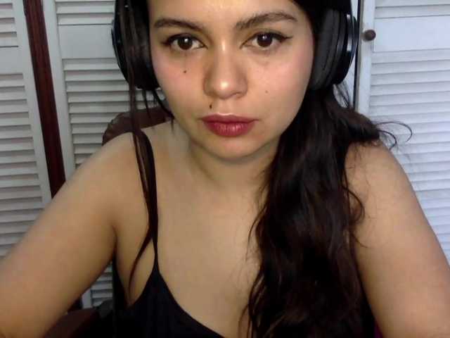 BURITTO-LANGUAGE live cam on BongaCams
