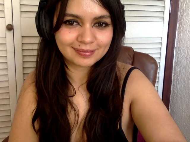 BURITTO-LANGUAGE live cam on BongaCams