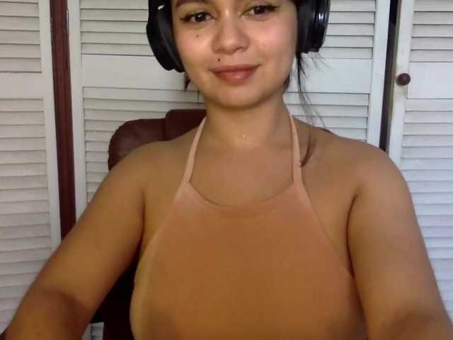 BURITTO-LANGUAGE live cam on BongaCams
