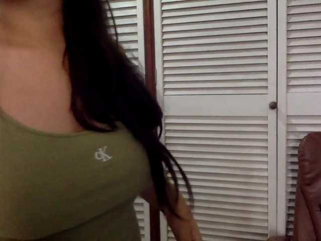 BURITTO-LANGUAGE live cam on BongaCams