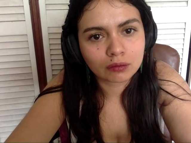BURITTO-LANGUAGE live cam on BongaCams