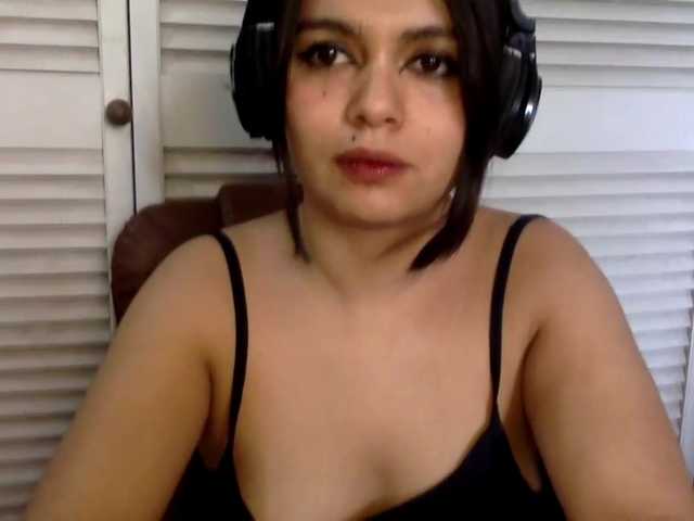 BURITTO-LANGUAGE live cam on BongaCams