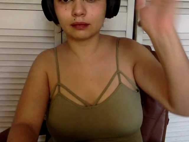 BURITTO-LANGUAGE live cam on BongaCams