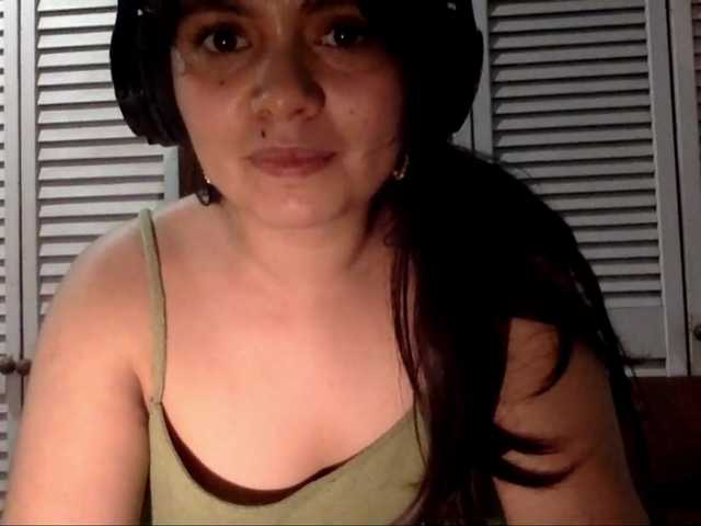 BURITTO-LANGUAGE live webcam show