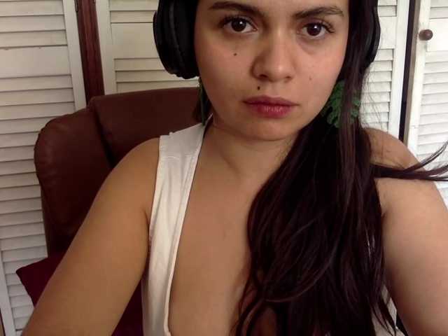 BURITTO-LANGUAGE live webcam show