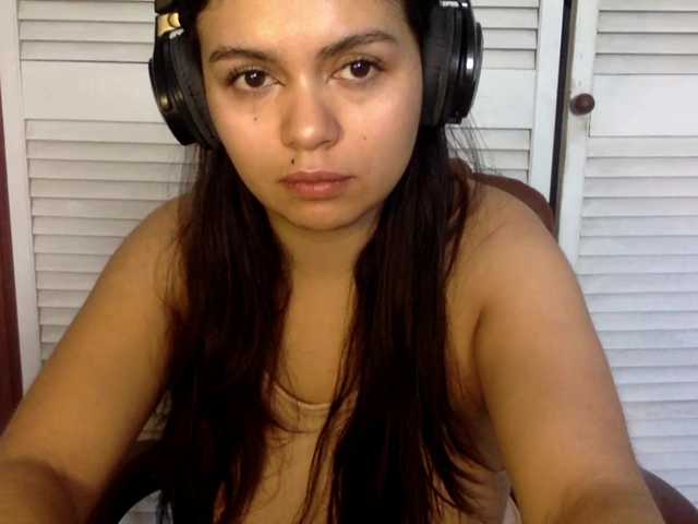 BURITTO-LANGUAGE live cam on BongaCams