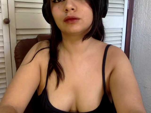 BURITTO-LANGUAGE live cam on BongaCams