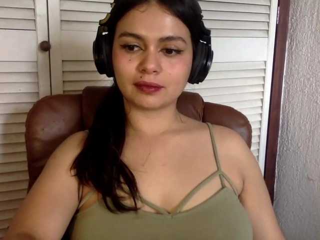 BURITTO-LANGUAGE live cam on BongaCams