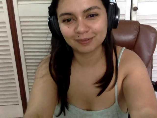 BURITTO-LANGUAGE live cam on BongaCams