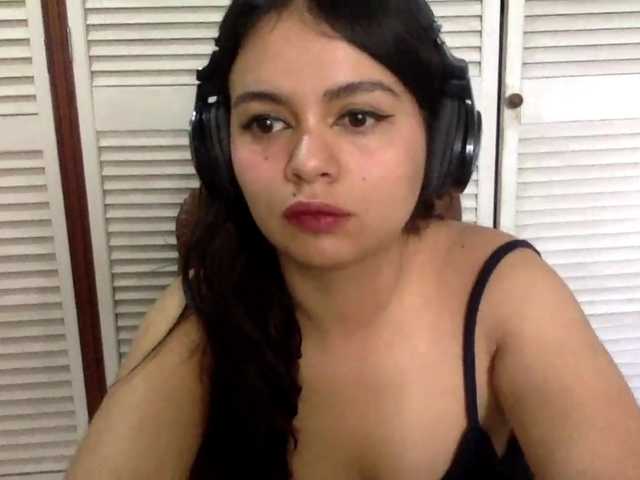 BURITTO-LANGUAGE live cam on BongaCams