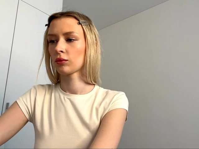 DelsieBrozell live cam on BongaCams