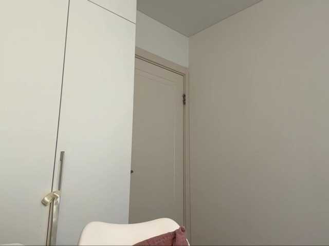 DelsieBrozell live cam on BongaCams