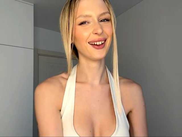 DelsieBrozell live cam on BongaCams
