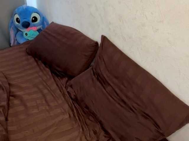 DelsieBrozell live cam on BongaCams